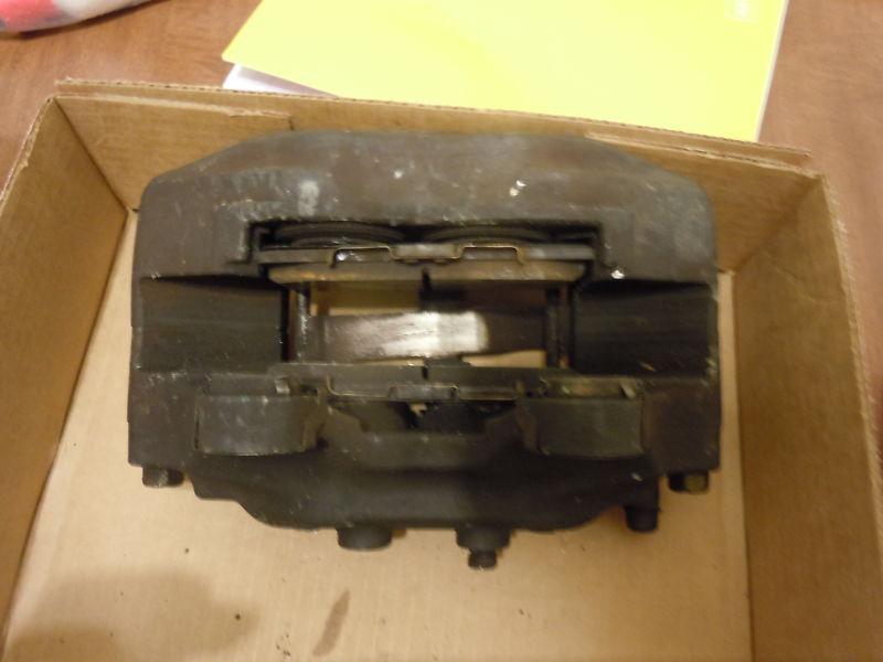 1993 nissan 300z brake caliper set front with pads 