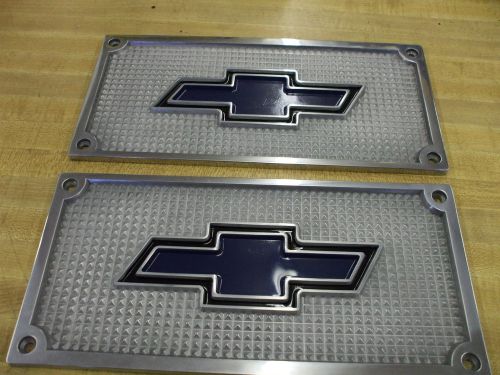 Chevy pr new bow tie step plates die cast aluminum 10 3/48&#034; by 5 1/4&#034; l@@@@k