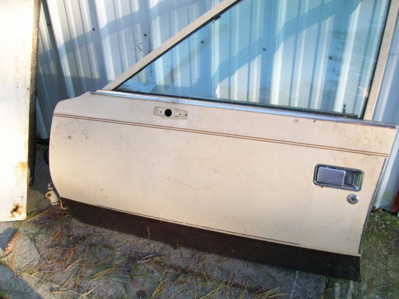 Used 1984 amc eagle driver door