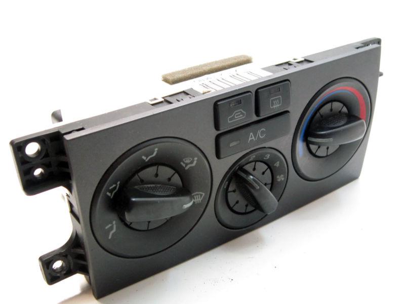 Oem 2001 2002 2003 hyundai elantra power climate control a/c heat bezel