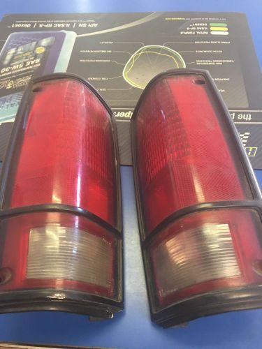 1985-1993 chevy s10 tail lights