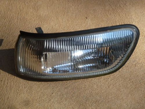 Nissan 1989 1992 pintara u12 5dr hatch wagon l/h genuine corner indicator light