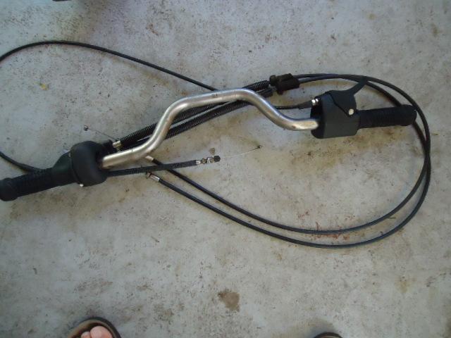 Yamaha handlebars with throttle and cable trim and cables 2002 xlt1200 xlt1200