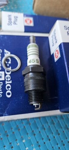 Ac delco gm, vintage! 5, nos  45s green, fire ring spark plugs 5612371