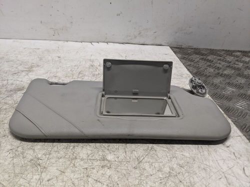 Ford mondeo zetec tdci mk4 hatch 5dr 2011-2013 sun visor (o/s front driver)