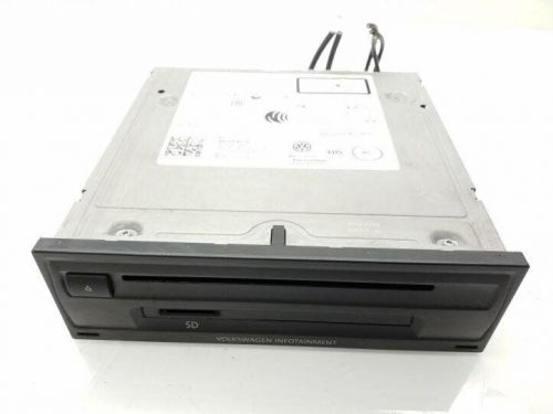 Vw golf vii variant ba5, bv5 3q0035842a cd changer petrol 103kw 2014 25664940-