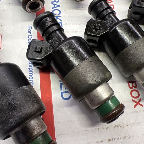 Mercruiser 454 mpi fuel injectors (8)