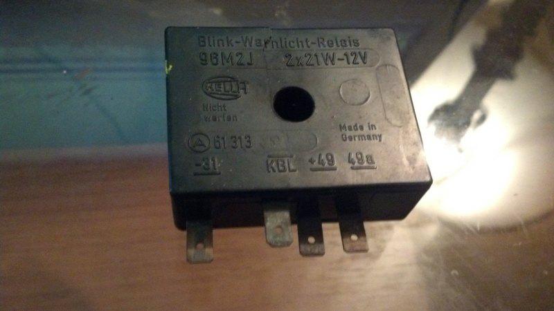 Genuine hella  relay 12 volt #96m2j/4db00188401 germany,italy classic car series