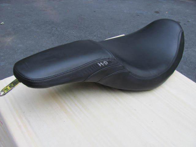 Hd dyna badlander seat-fits 2004-2005 >>very-very nice,<<<