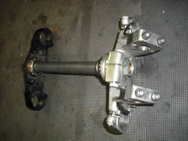 Honda v65 magna vf1100c triple clamp tree steering stem *free shipping*