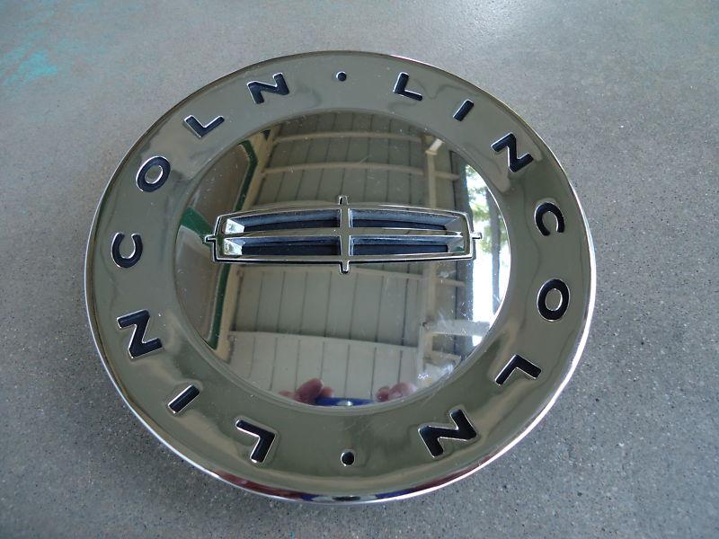 1 used 2002 to 2012 lincoln navigator chrome wheel center hub cap 2l7j-1a096-ab