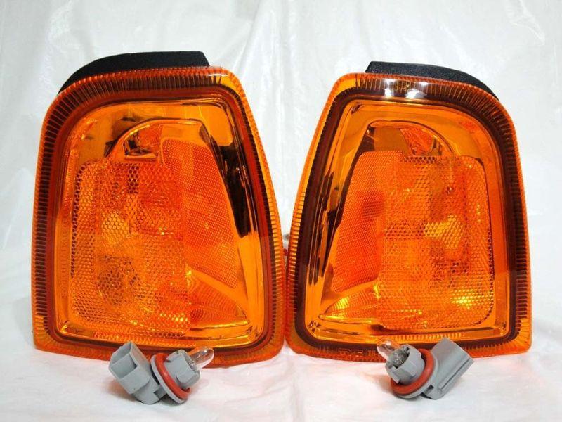 Ford 01-05  ranger corner turn signal parking side marker lamp rl h pair new