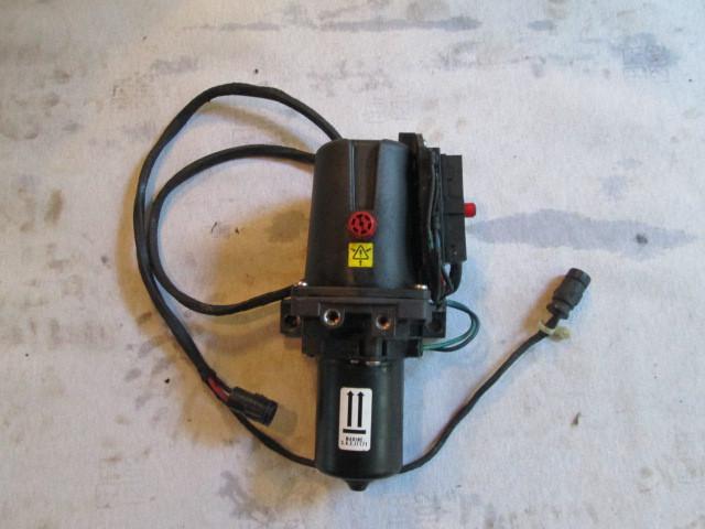 Trim & tilt pump # 0986914 # 3860879 omc cobra sterndrive,ram pump,sweet deal 