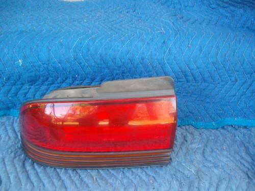 1996 1995 1994 mitsubishi diamante left tail light oem