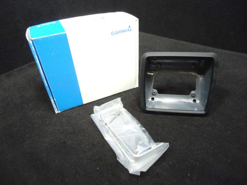 Garmin watertight flush mount bracket# 010-10447-03 marine motor boat part