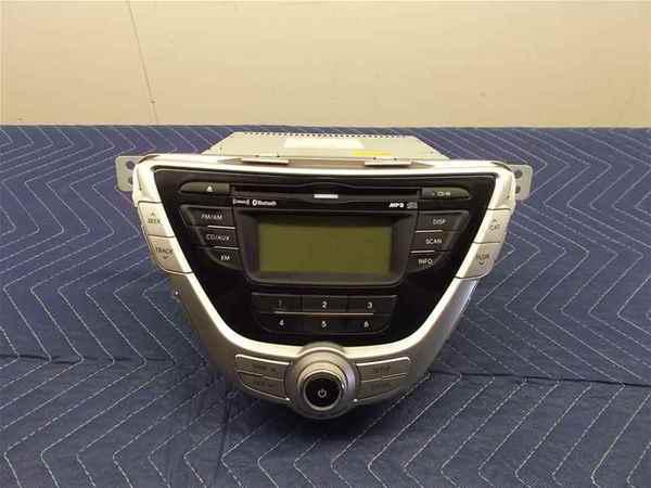 2011-2013 hyundai elantra radio cd player am/fm oem lkq