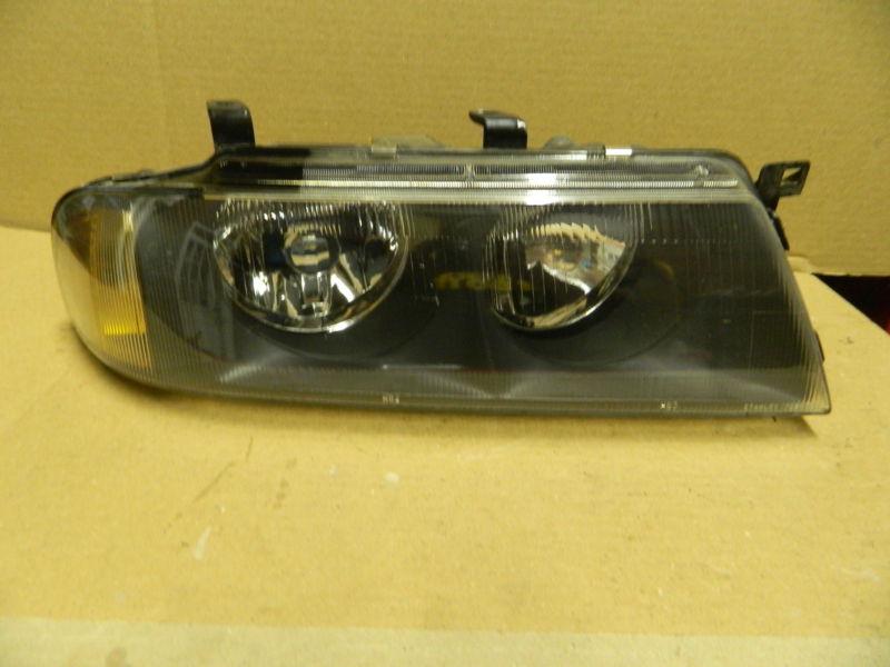 Mitsubishi diamante  rh headlight assembly 97-03  passenger side 