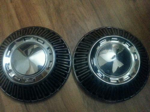 65 66 67 ford hubcaps galaxie 500 fairlane vintage -  set of 2