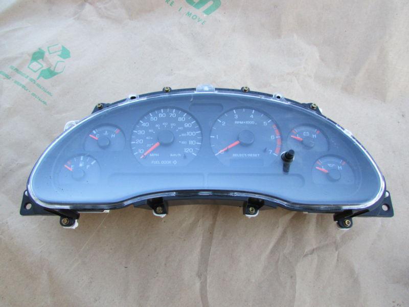 Mustang 1999-2004 -120mph speedo cluster - fits 6cyl cars only - 3k actual miles