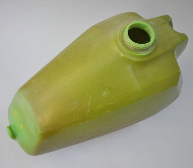 Kawasaki kdx400 & kdx250 gas tank, plastic