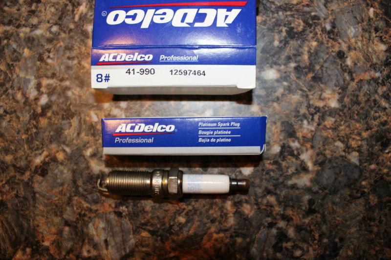 Original equipment data 12597464 spark plug