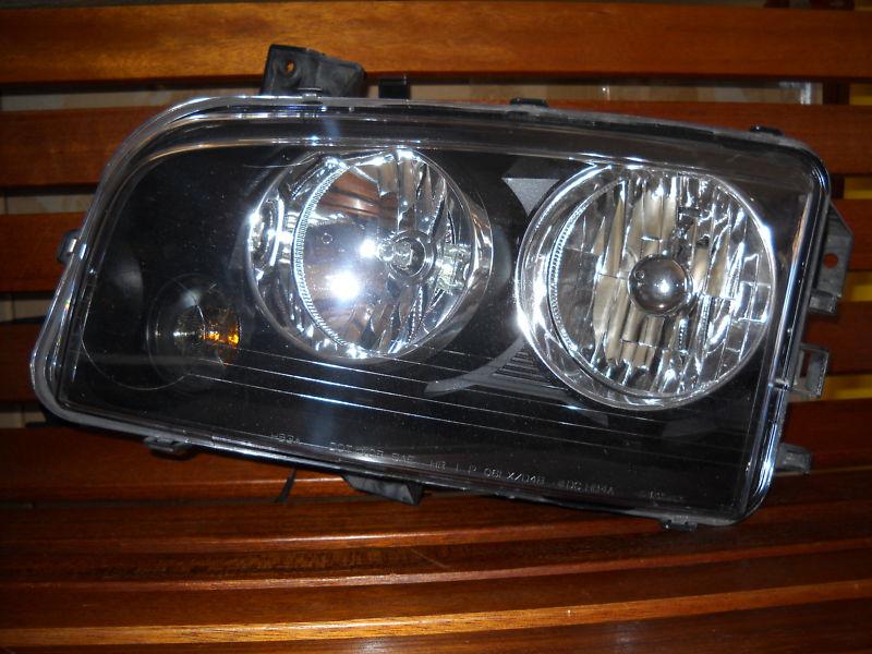 2006 dodge charger left headlamp