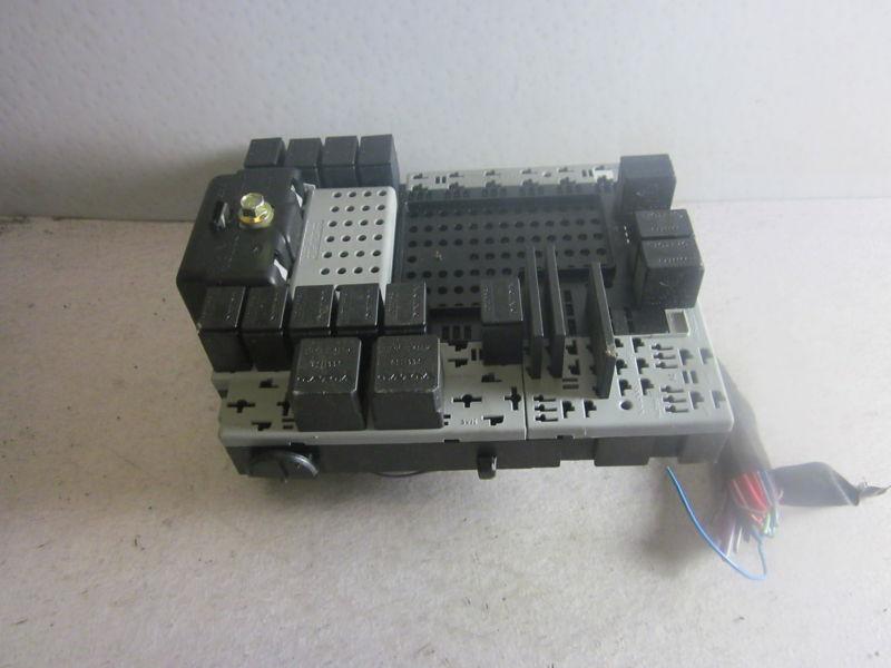 2004 volvo s60 central electrical fuse box unit module in trunk oem *pv-59