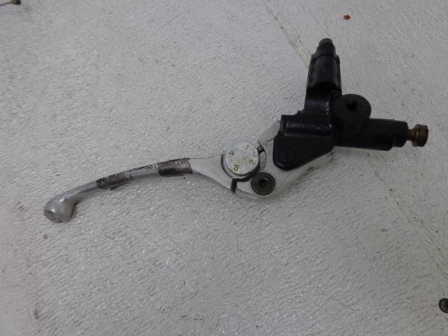 2004 triumph daytona 955i 955 i front brake master cylinder