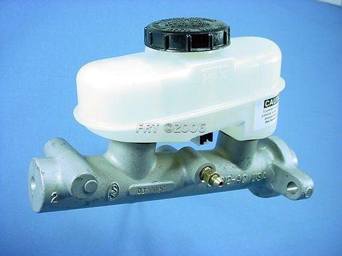 New brake master cylinder 98 99 00 town car grand marquis crown victoria