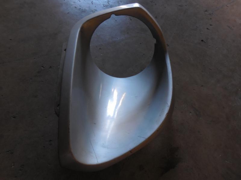 81 datsun 280zx headlight door/cover