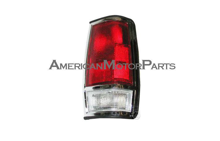 Passenger replacement black trim tail light 85-86 nissan pickup 720 2655084w00