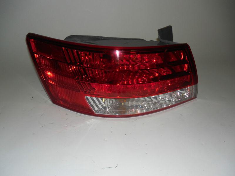 06 07 08 hyundai sonata oem left tail light nice!