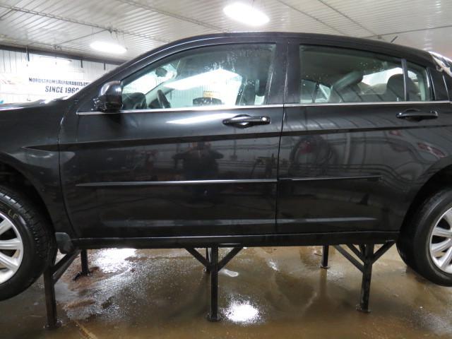 2010 chrysler sebring 57203 miles front door left 2489799