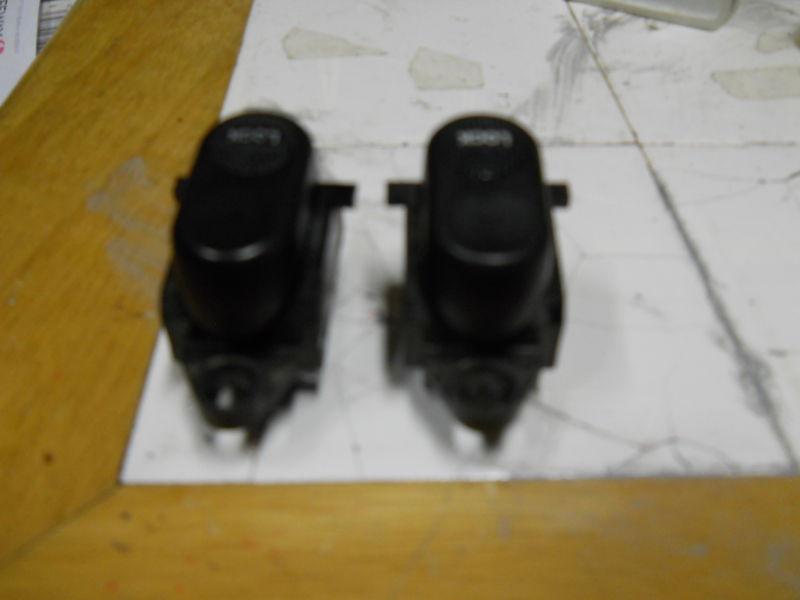 2001-2005 chrysler pt cruiser power door lock switch set