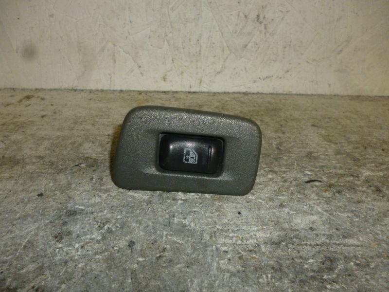 97 98 99 00 01 02 03 malibu cutlass front passenger right power window switch