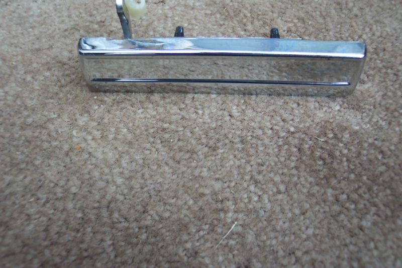 1982 -1992 camaro  firebird new right outside door handle