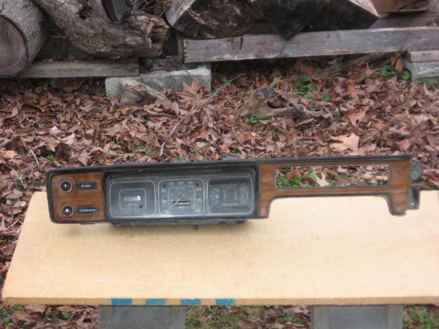 Amc 1980-82 instrument panel,  molding and cluster assembly in good shape!