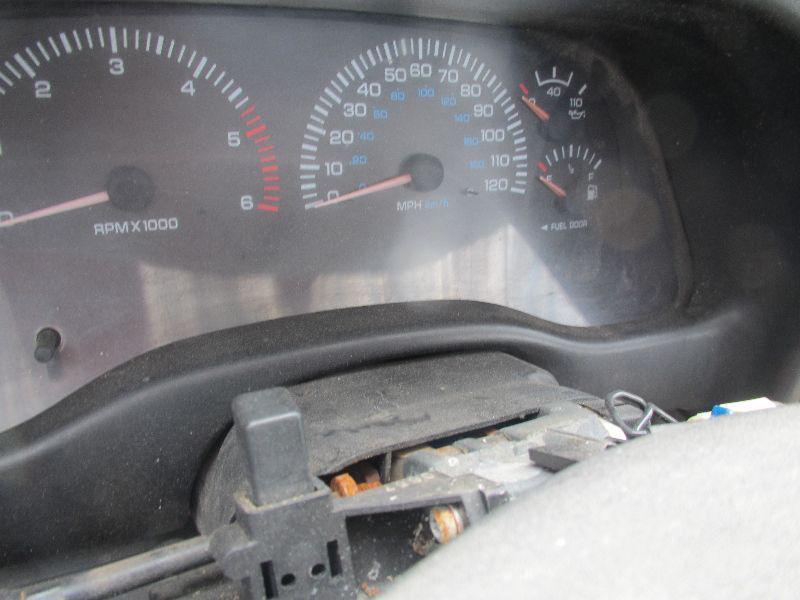 97 dodge dakota speedometer cluster w/tach mph 191949