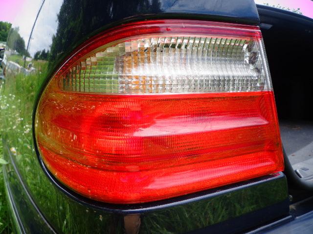 2000 2001 2002 mercedes e320 e430 e55 left driver tail light sedan oem w210