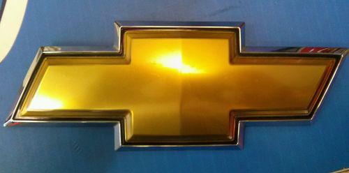 Chevrolet large bowtie emblem molding l@@k 