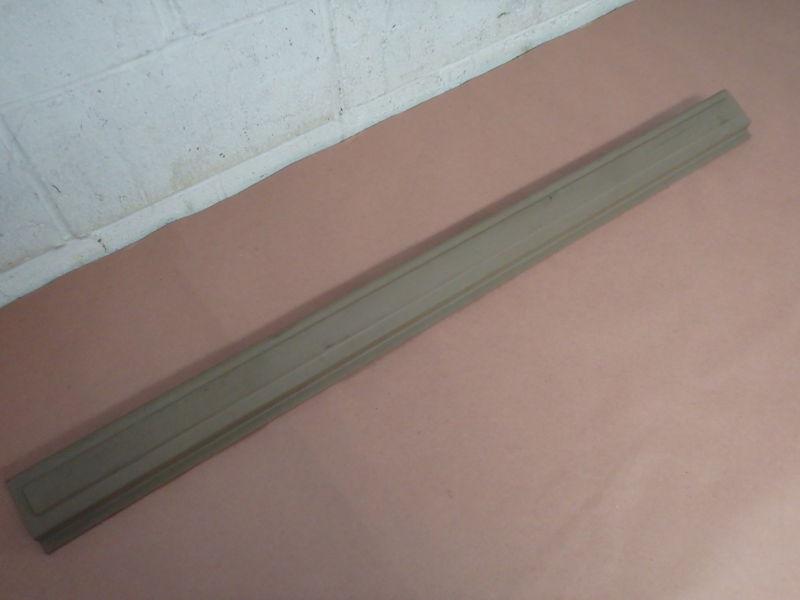 Lower interior rear tailgate entry sill carpet edge trim tan chevy blazer jimmy