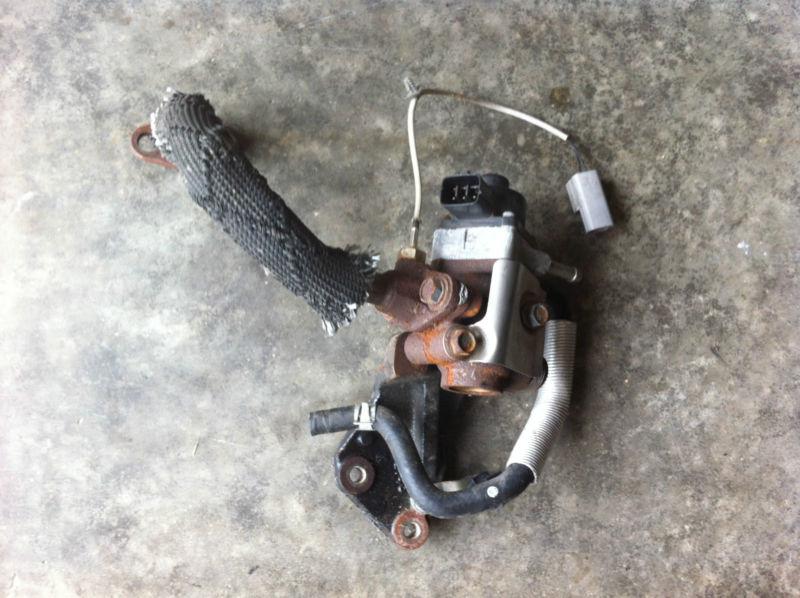 2006 nissan maxima egr valve & bracket