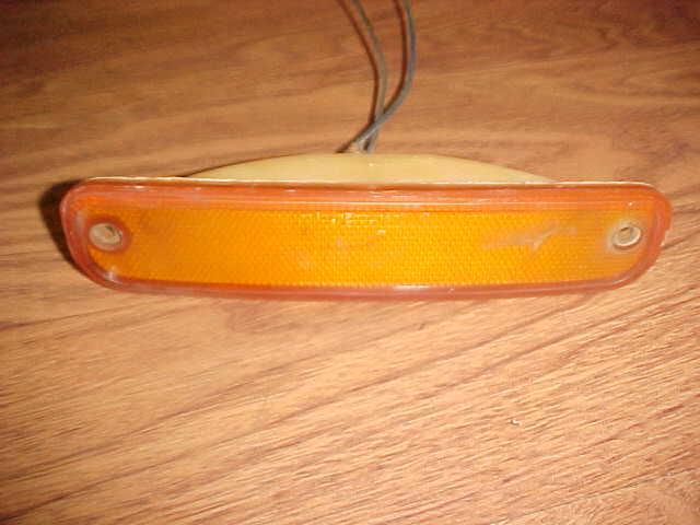 73-80/ 81-87 chevy truck left rear/ right front side marker light 