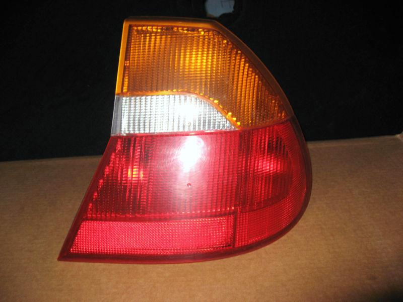 1999 chrysler 300 ~ oem ~ right hand tail light