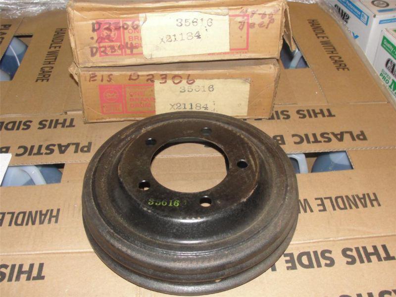 Set nos 1948 1949 1950 - 1958 1959 1960 1961 1962 63 willys brake drums x-21184