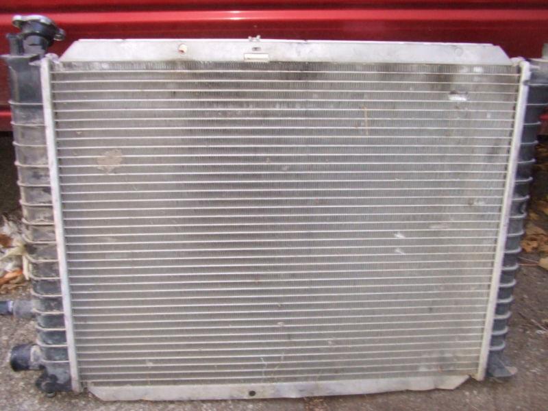 Ford escort 1999 radiator 4-122 2.0l