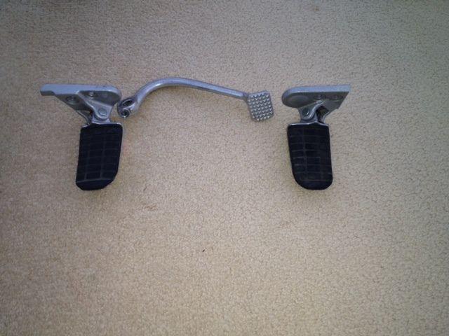 Honda gl1800 goldwing foot pegs & brake pedal