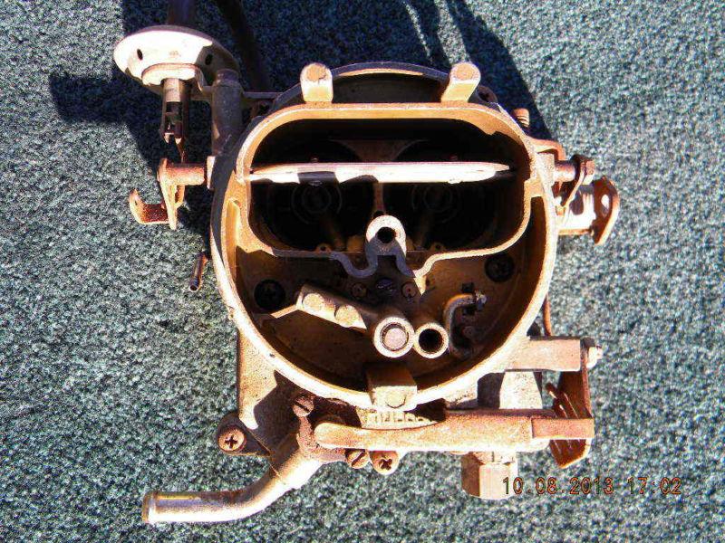 2695 holley carburetor from a 1974 chrysler newport 400ci