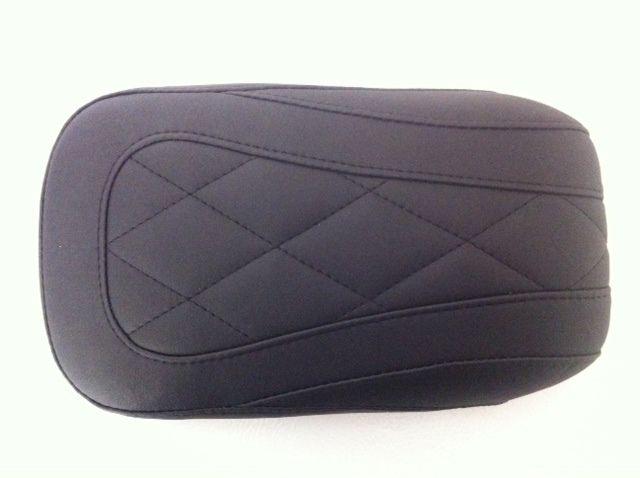 Harley davidson mustang tripper rear seat with diamond stitch 