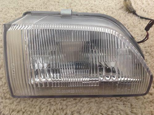 Depo right passenger side fog light 90-93 acura integra